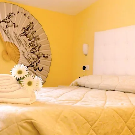 Via Mameli 5 Affittacamere 3*