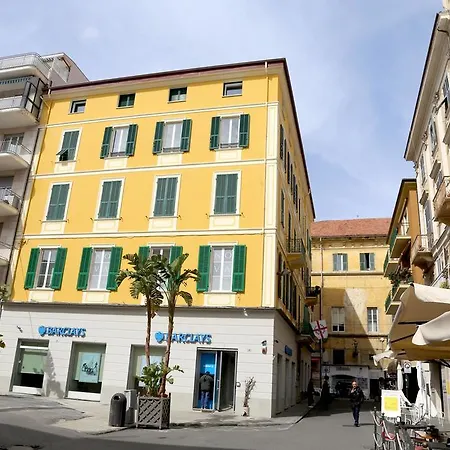 Via Mameli 5 3* Sanremo