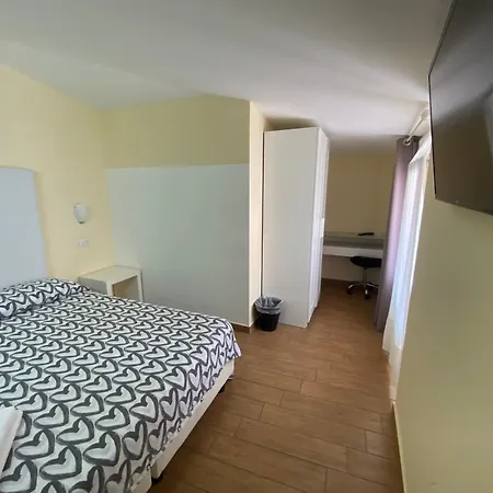 Via Mameli 5 Sanremo