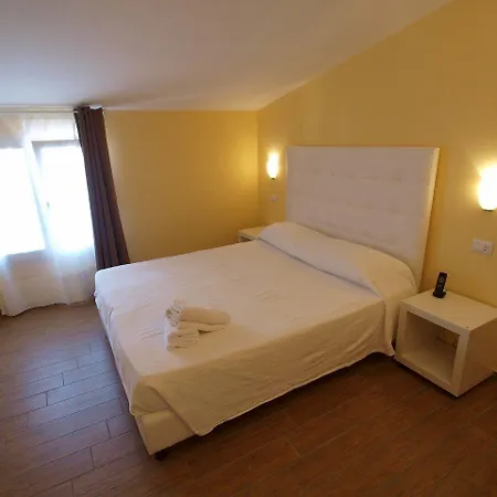 Via Mameli 5 Affittacamere 3*