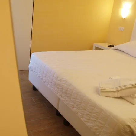 Affittacamere Via Mameli 5 3*