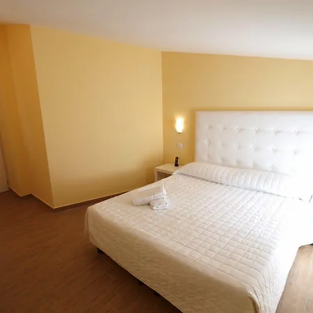 Affittacamere Via Mameli 5 3*