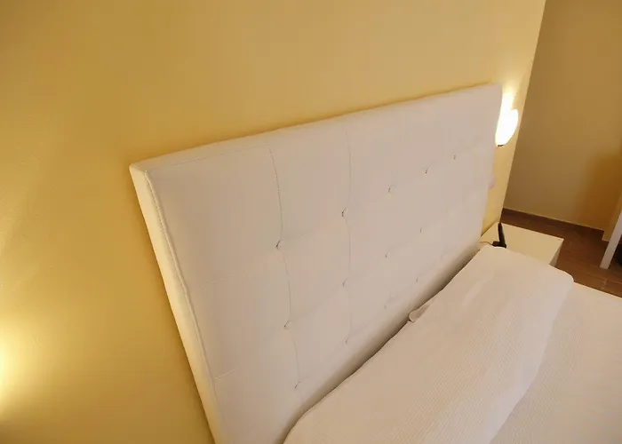 Via Mameli 5 3* 圣雷默