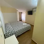 Via Mameli 5