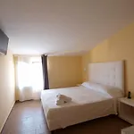 Via Mameli 5