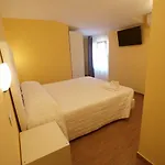 Penzion Via Mameli 5