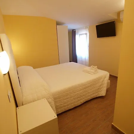 Penzion Via Mameli 5