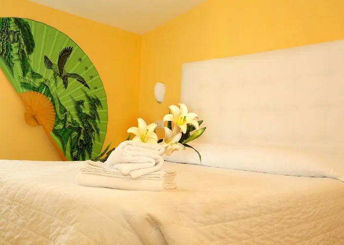 Via Mameli 5 Гостевой дом