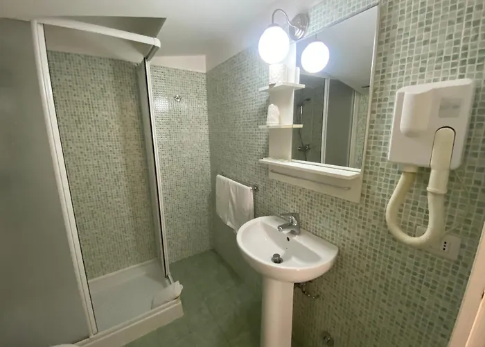 Via Mameli 5 Гостевой дом