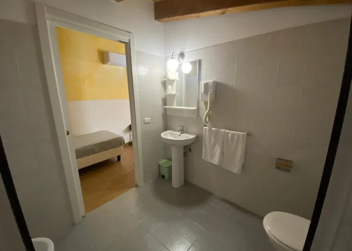 Гостевой дом Via Mameli 5 3*